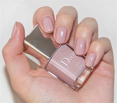 dior nagellack lila|Dior manicure essentials.